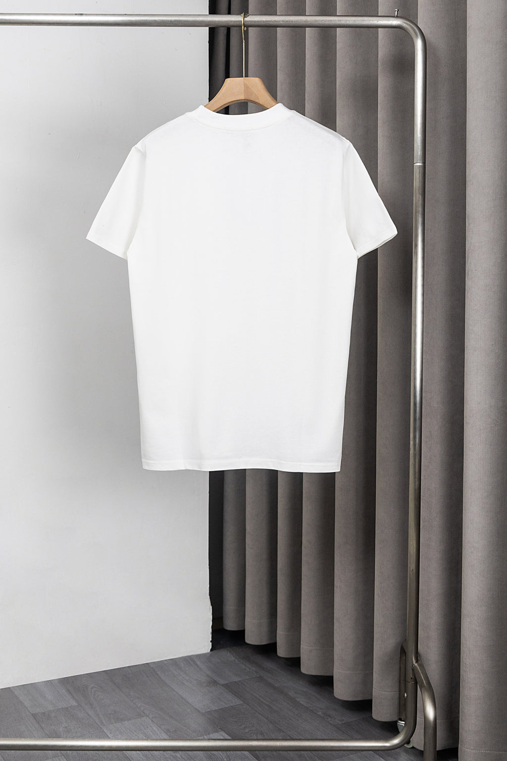 U1P36B130 Popular T-shirts