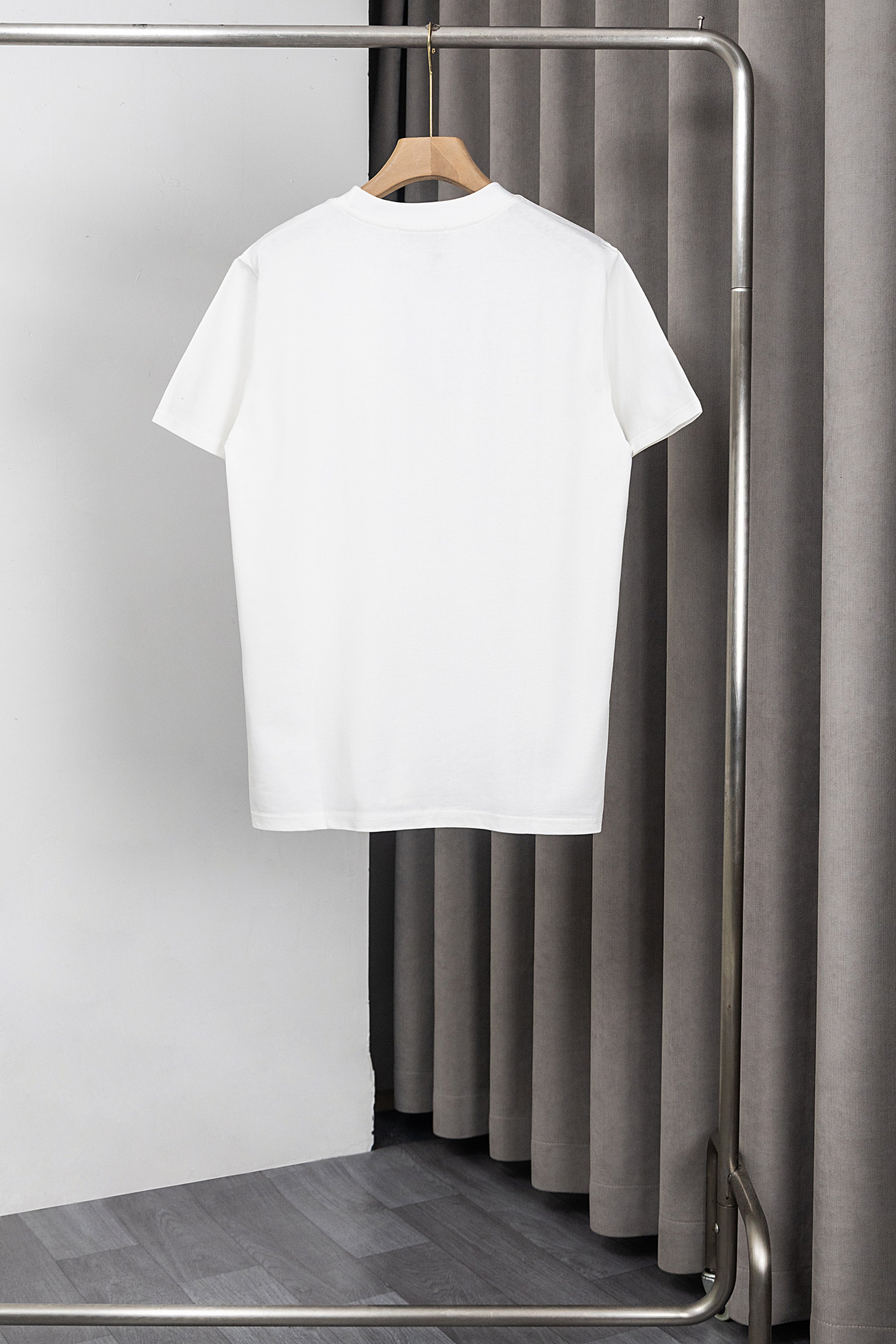 U1P36B130 Popular T-shirts