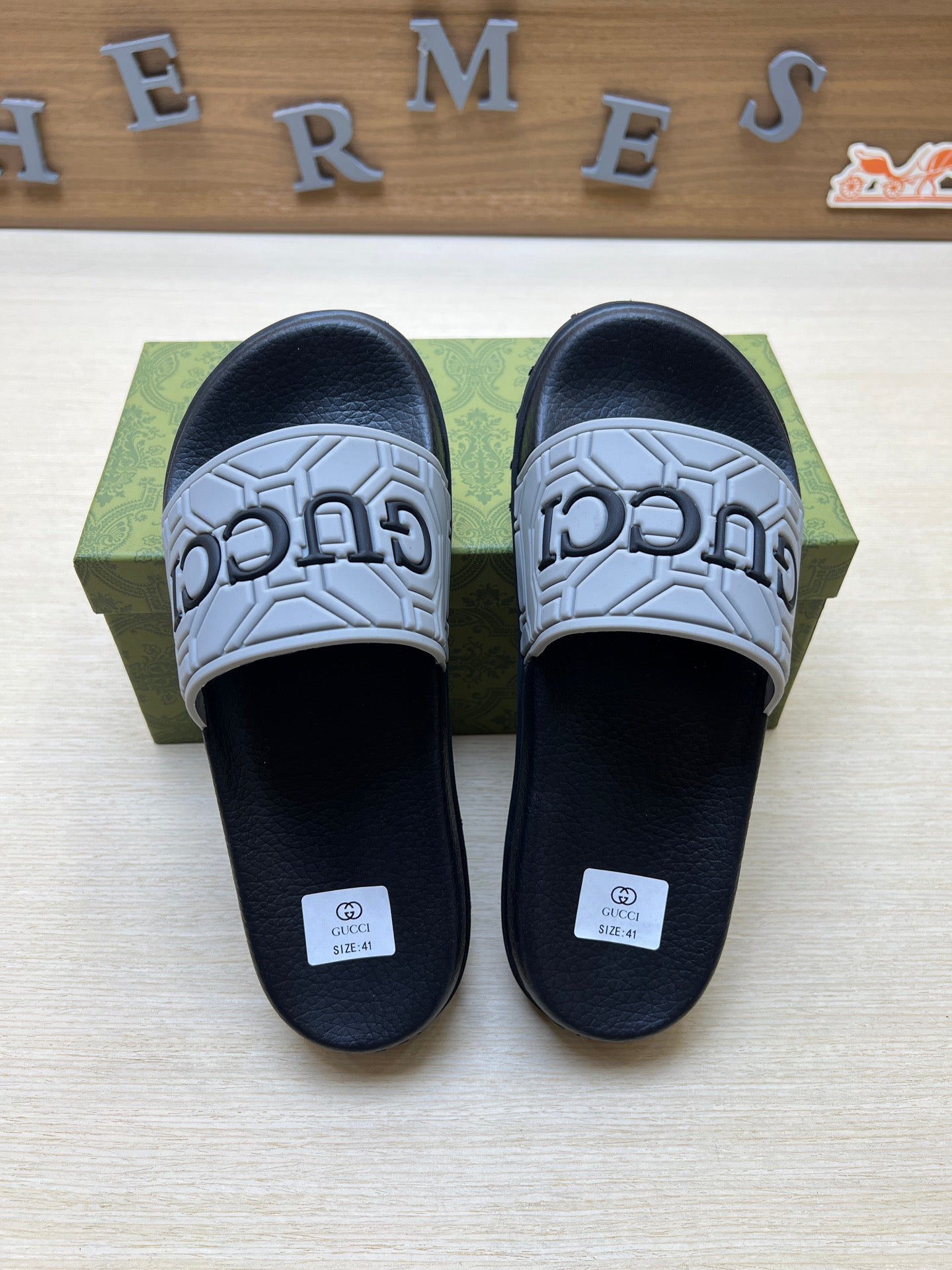 Z5R66B30 Popular Slippers