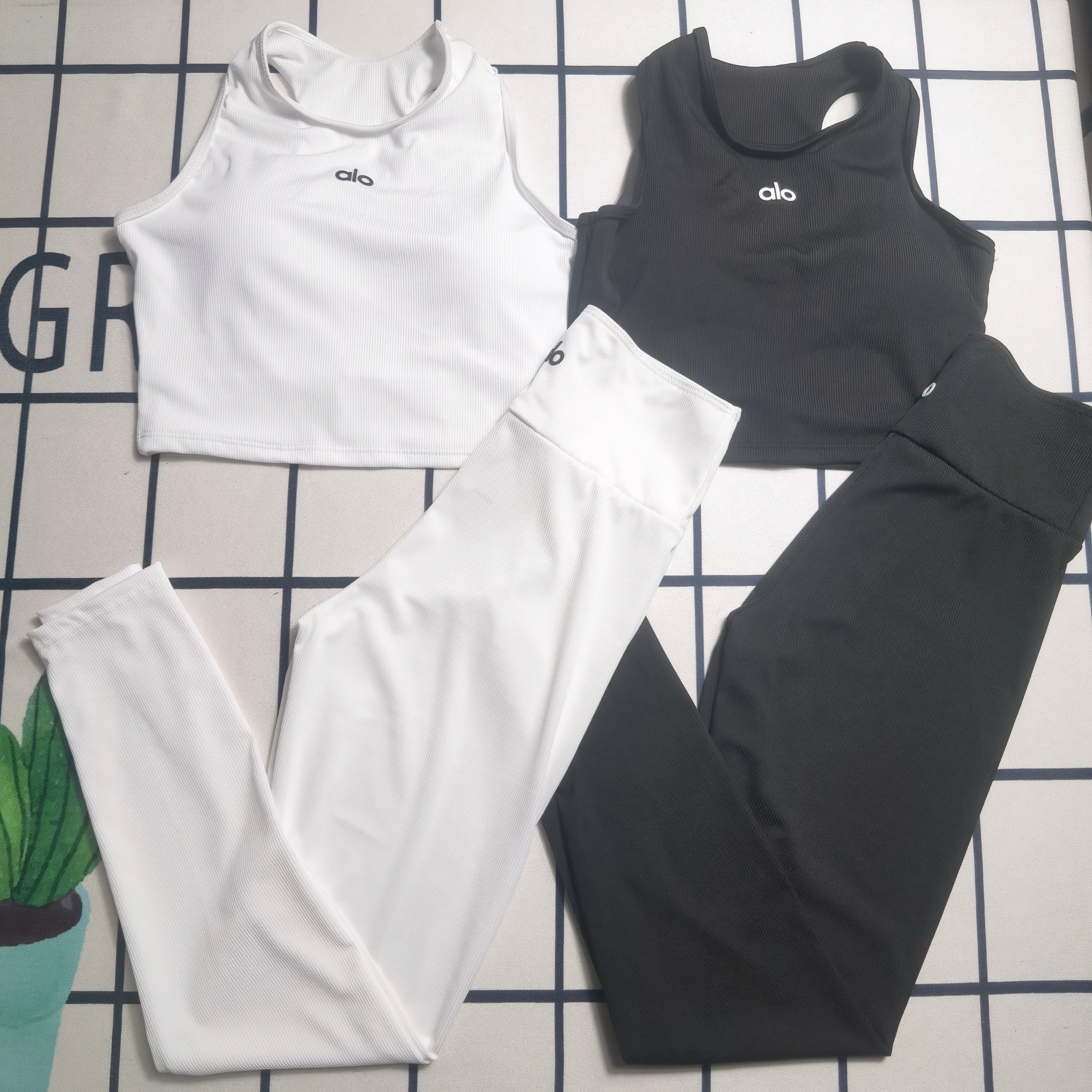 Y1R46A24 Popular Long sleeve swimsuit