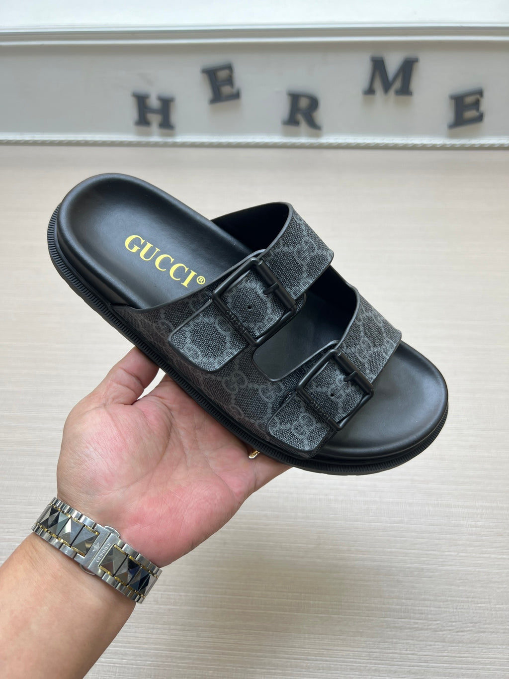 Z5ZB92 Popular slippers