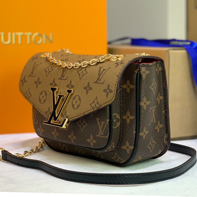 B1X51E113 Popular leather bag 