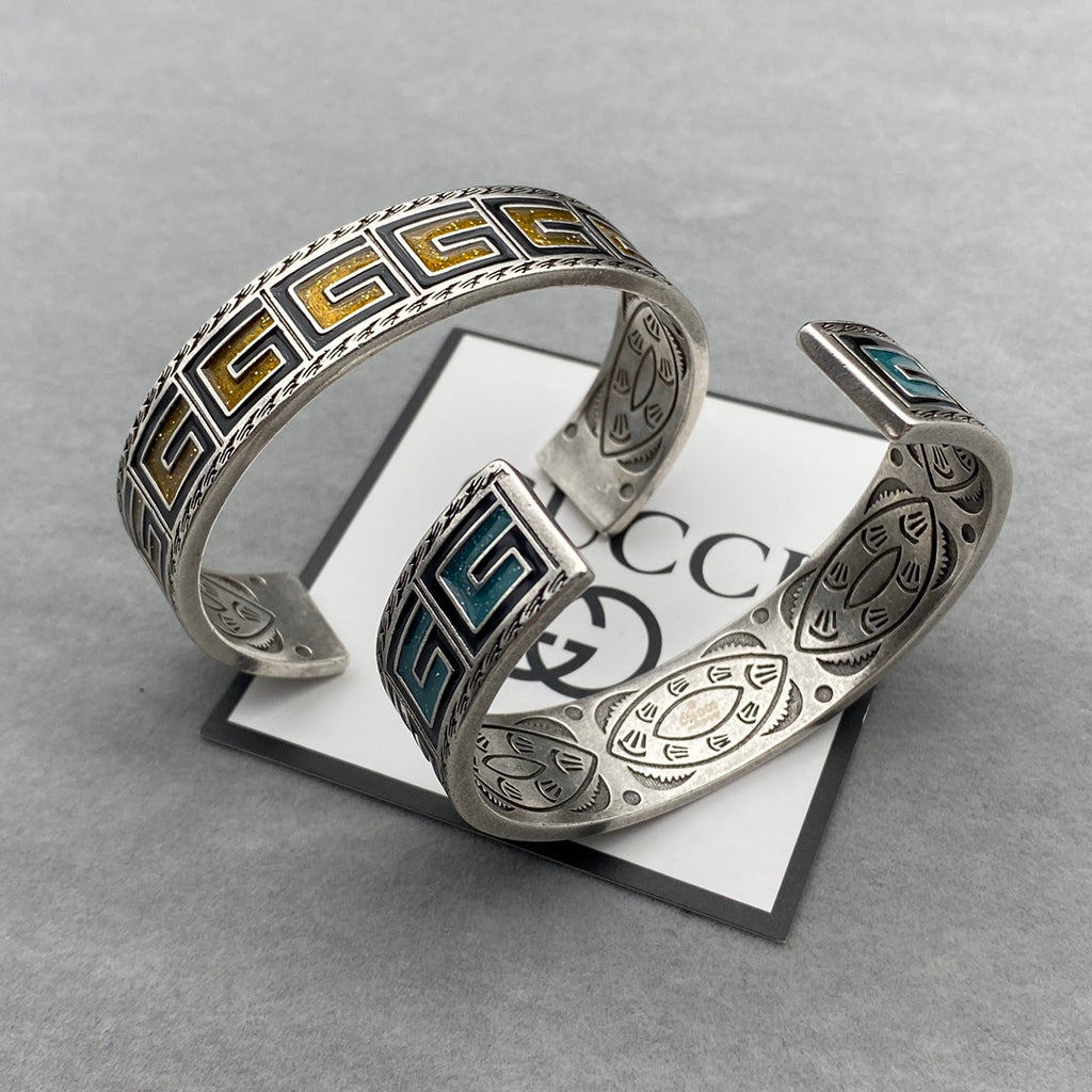 X1Q85B13K  Popular Bracelets