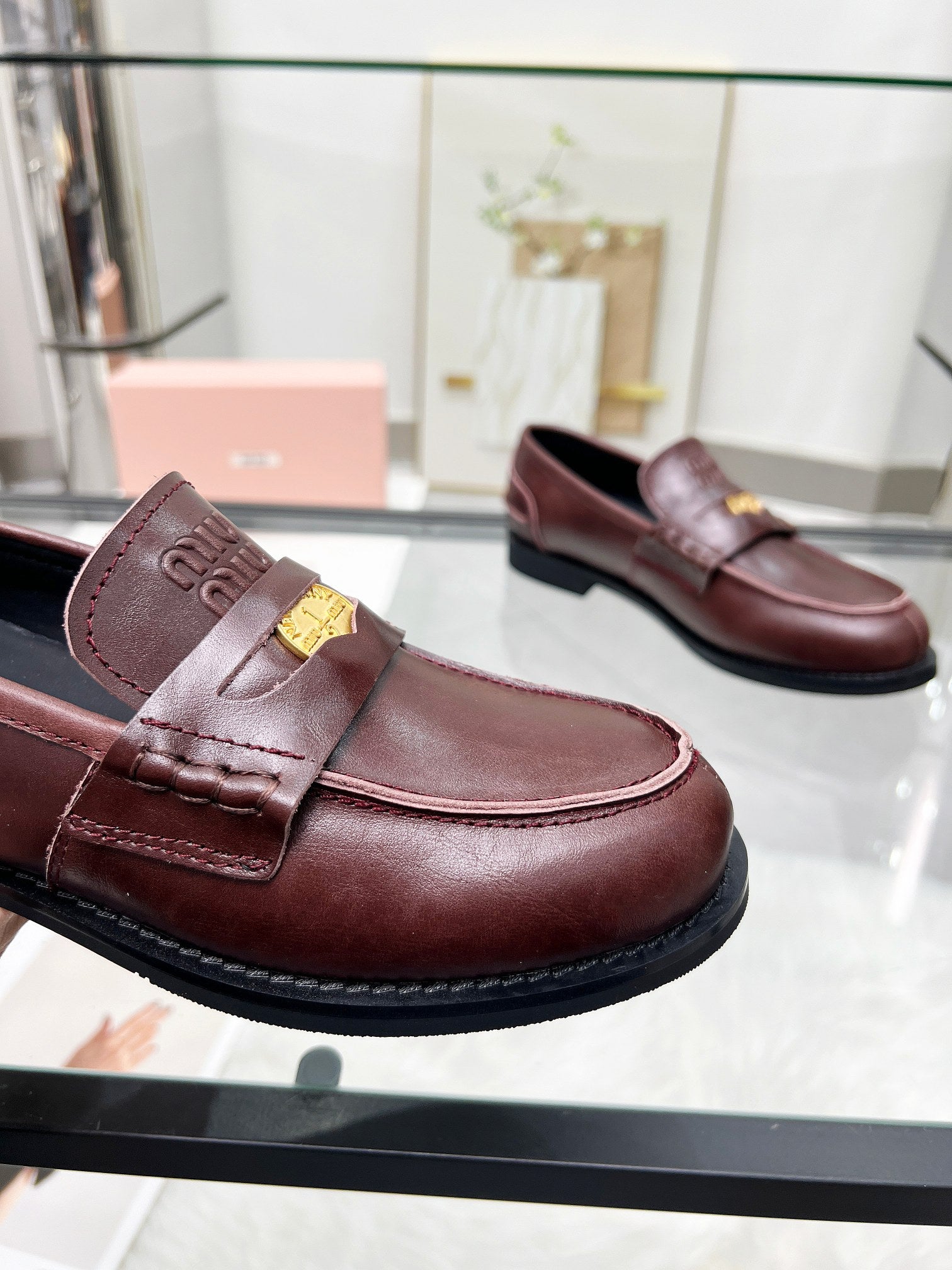 Z2P36A51 Popular high-quality leather Shoes