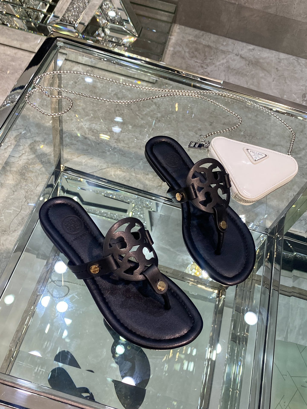 Z2Z85A3  Popular leather Shoes