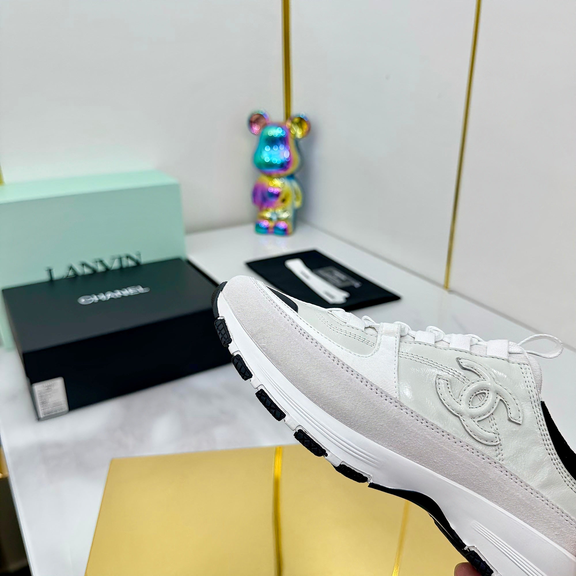 Z2R85C6  Popular high quality shoes