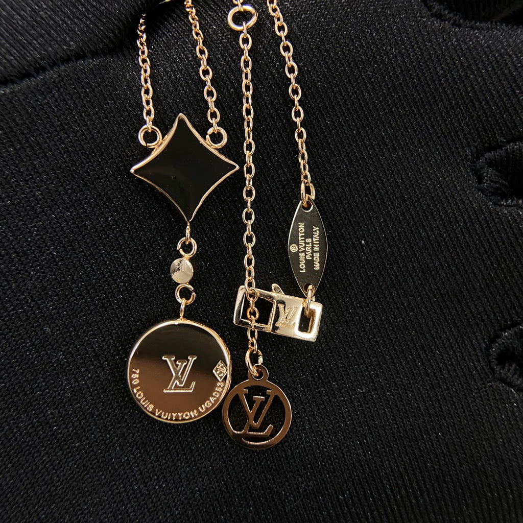 X5N76E18X Popular  Necklaces(mini flower）