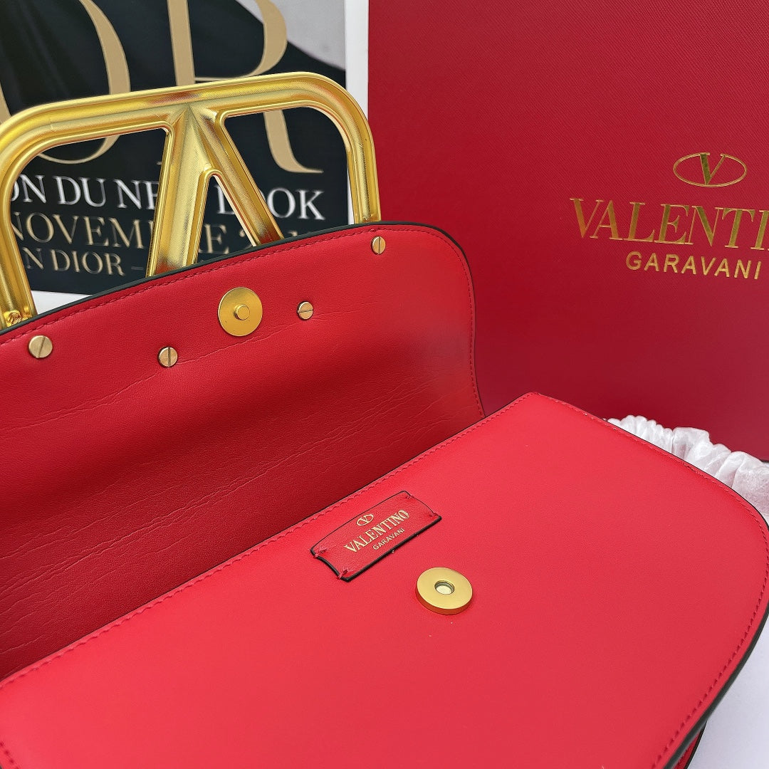 B5X111VL45 Popular  leather bag 