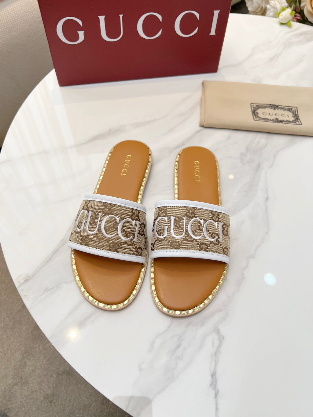 Z2Q55B29 Popular high-quality  Shoes