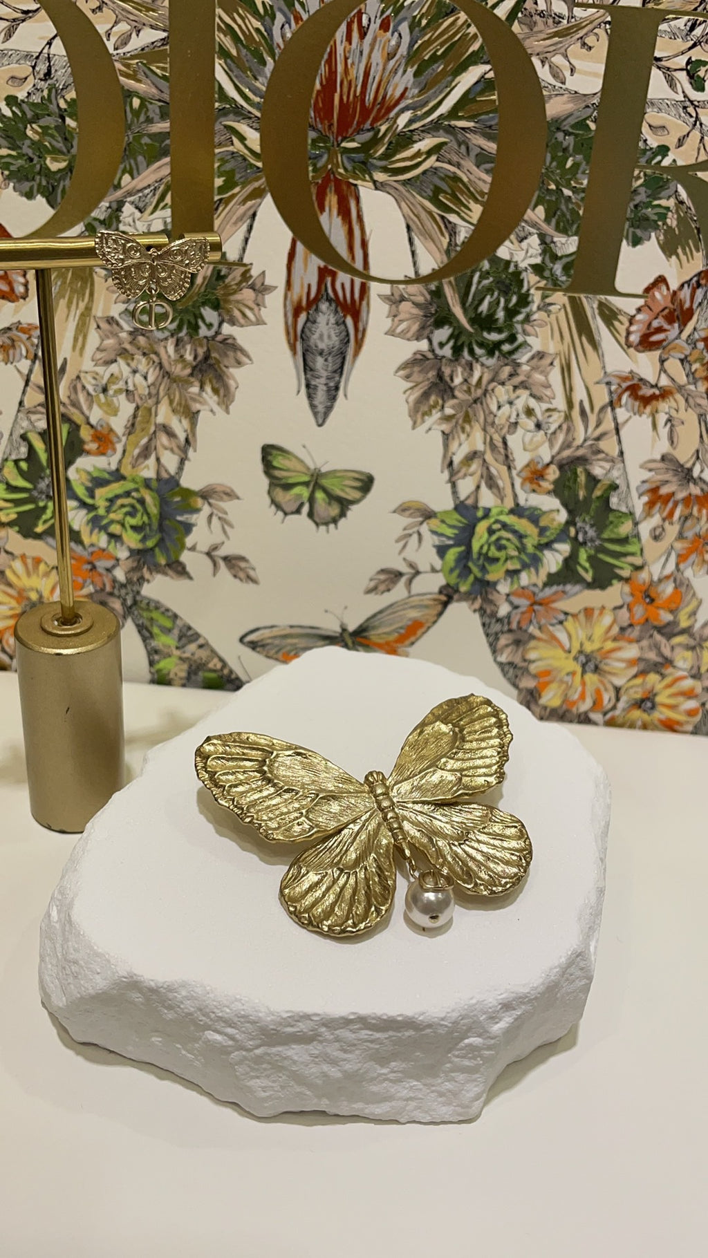 X1Z25D22X Popular Brooch