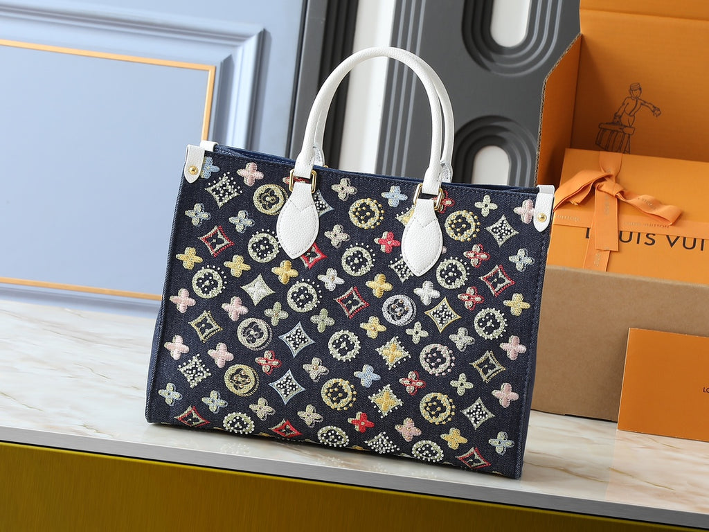 B1R15E22 Popular  genuine leather embroidered bag