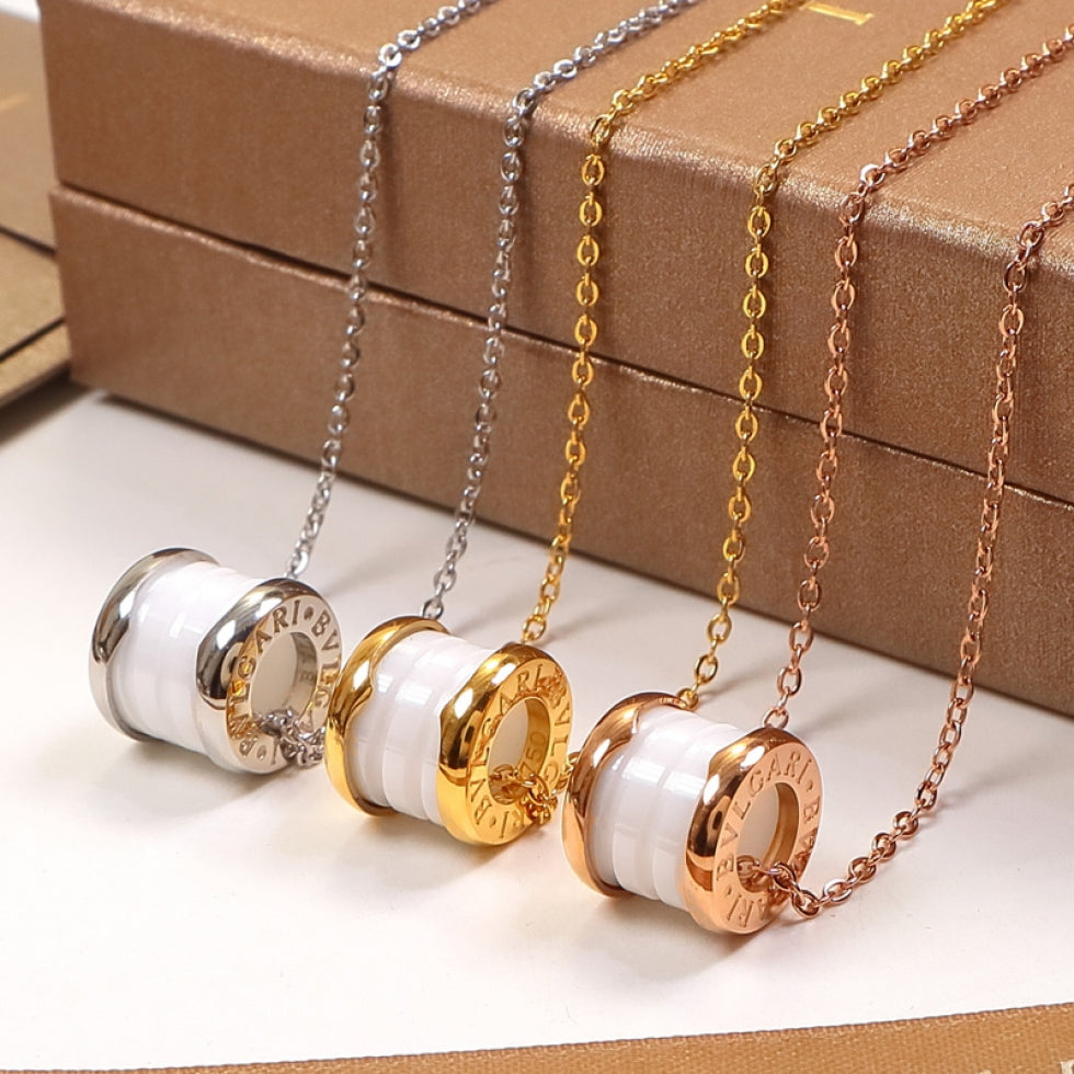X2W25S7X Popular  Necklaces