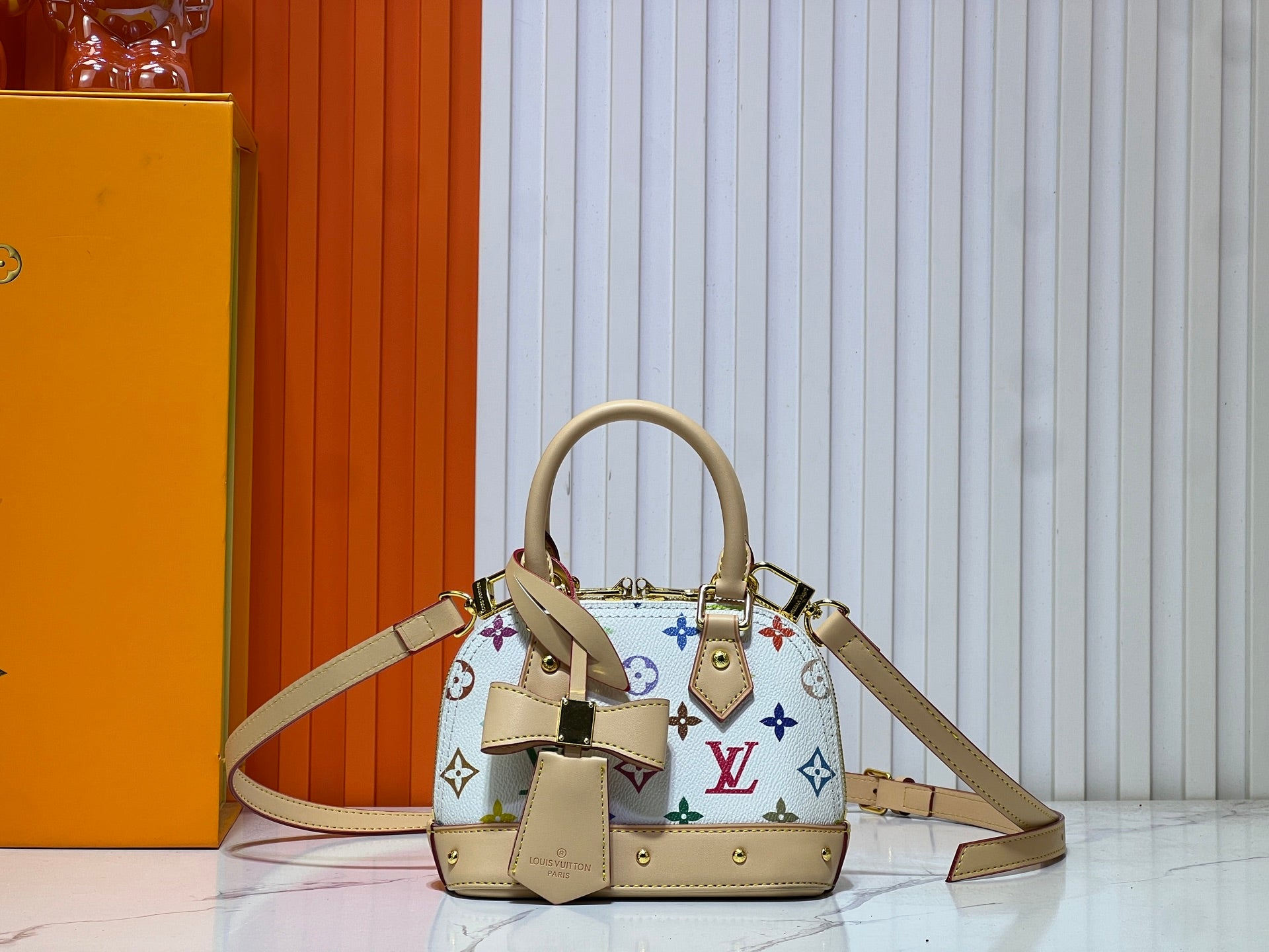 B1N175E24 Popular   leather bag