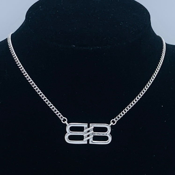 X1Q85J352X Popular Necklaces