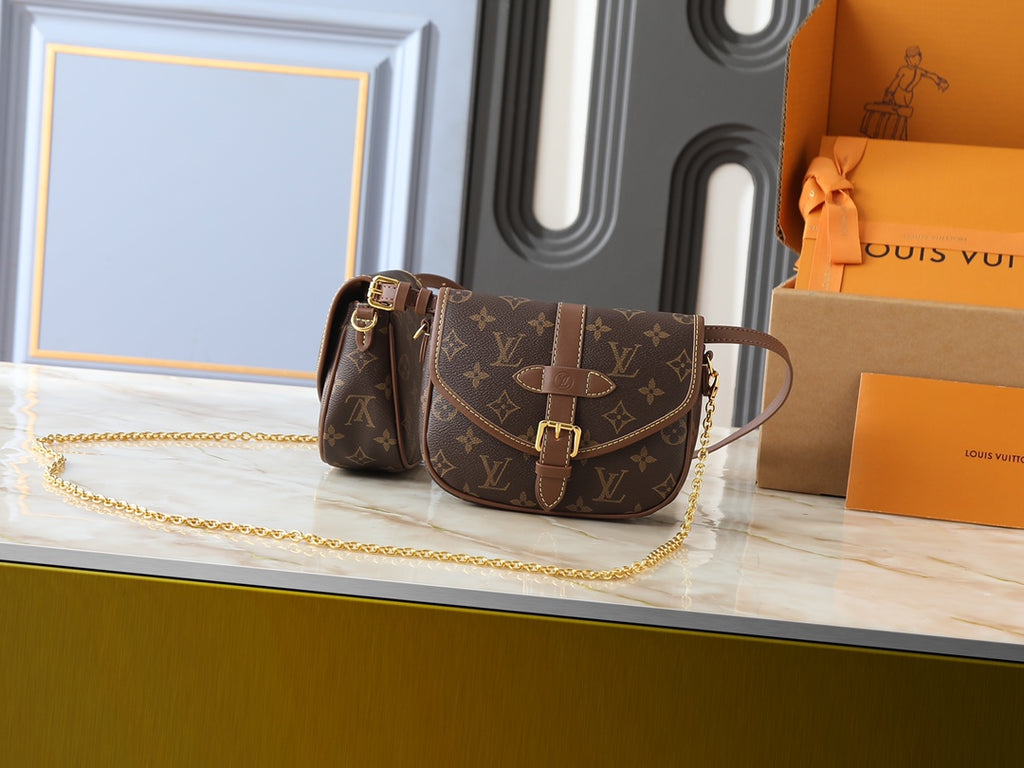 B1R115E158 Popular leather bag