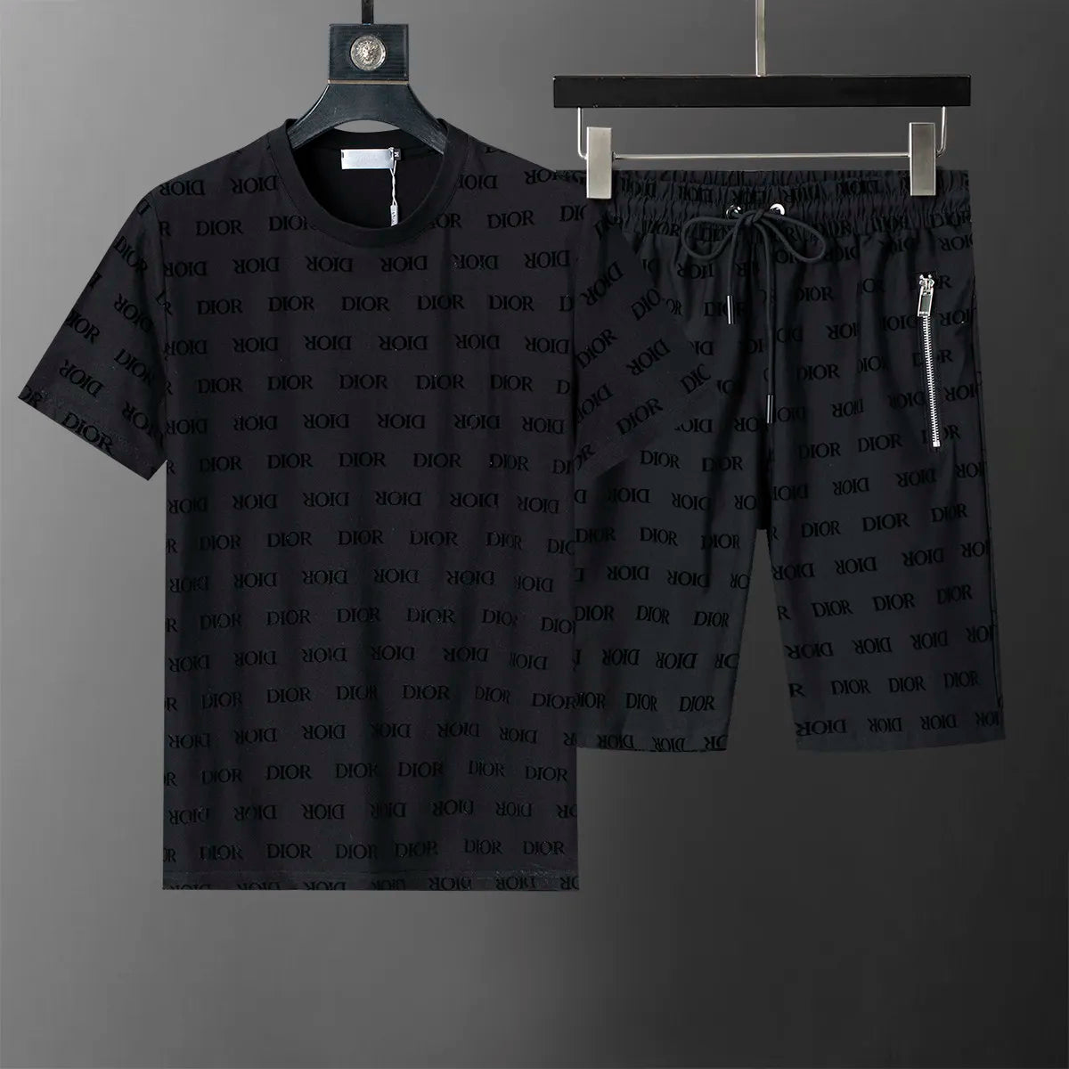 U1R35D118  Popular shirt and shorts set