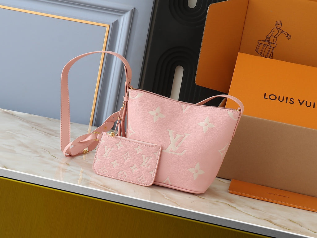 B12W15E3 Popular  leather bag