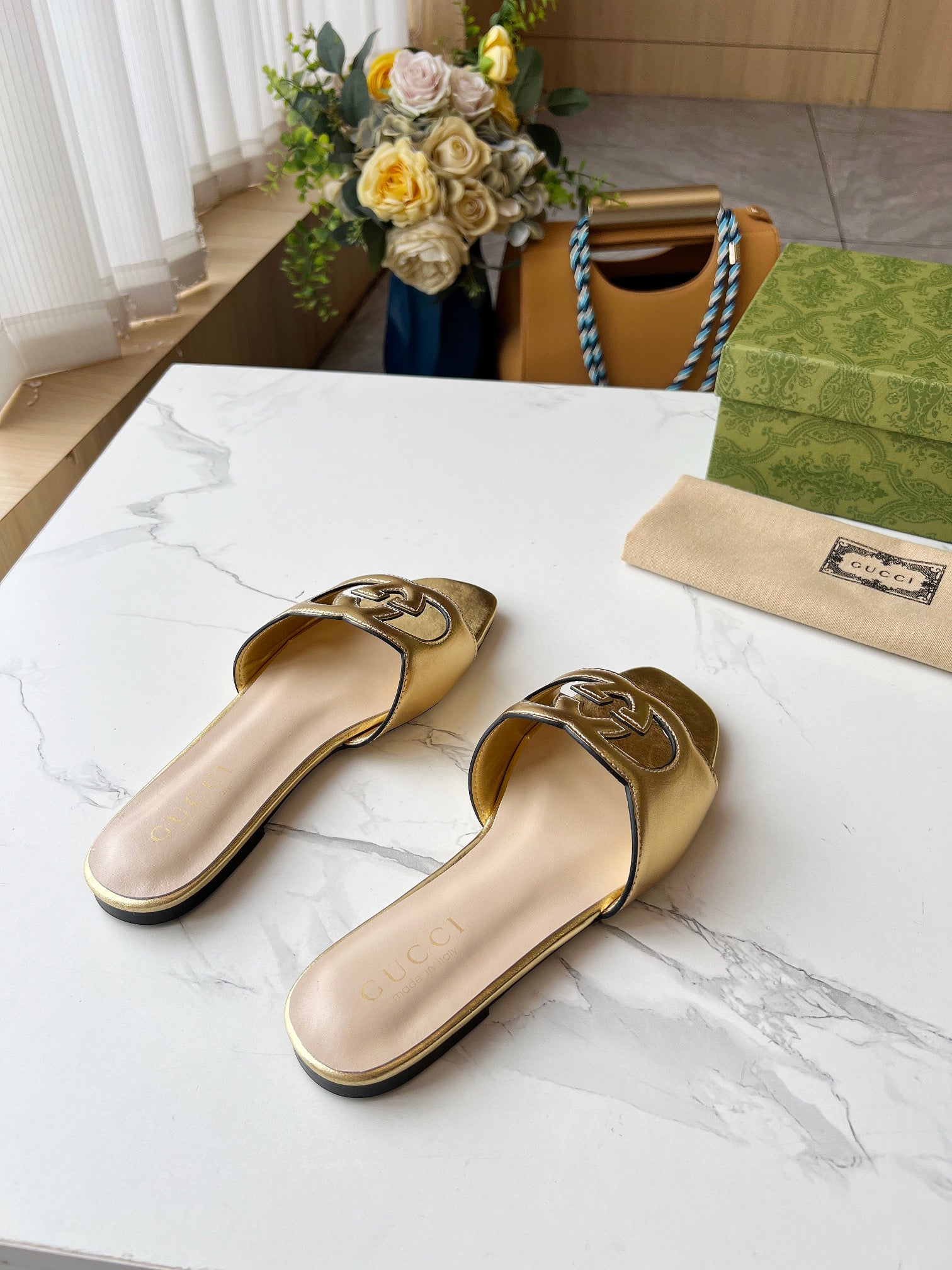 Z2X56B31 Popular high-quality leather Shoes