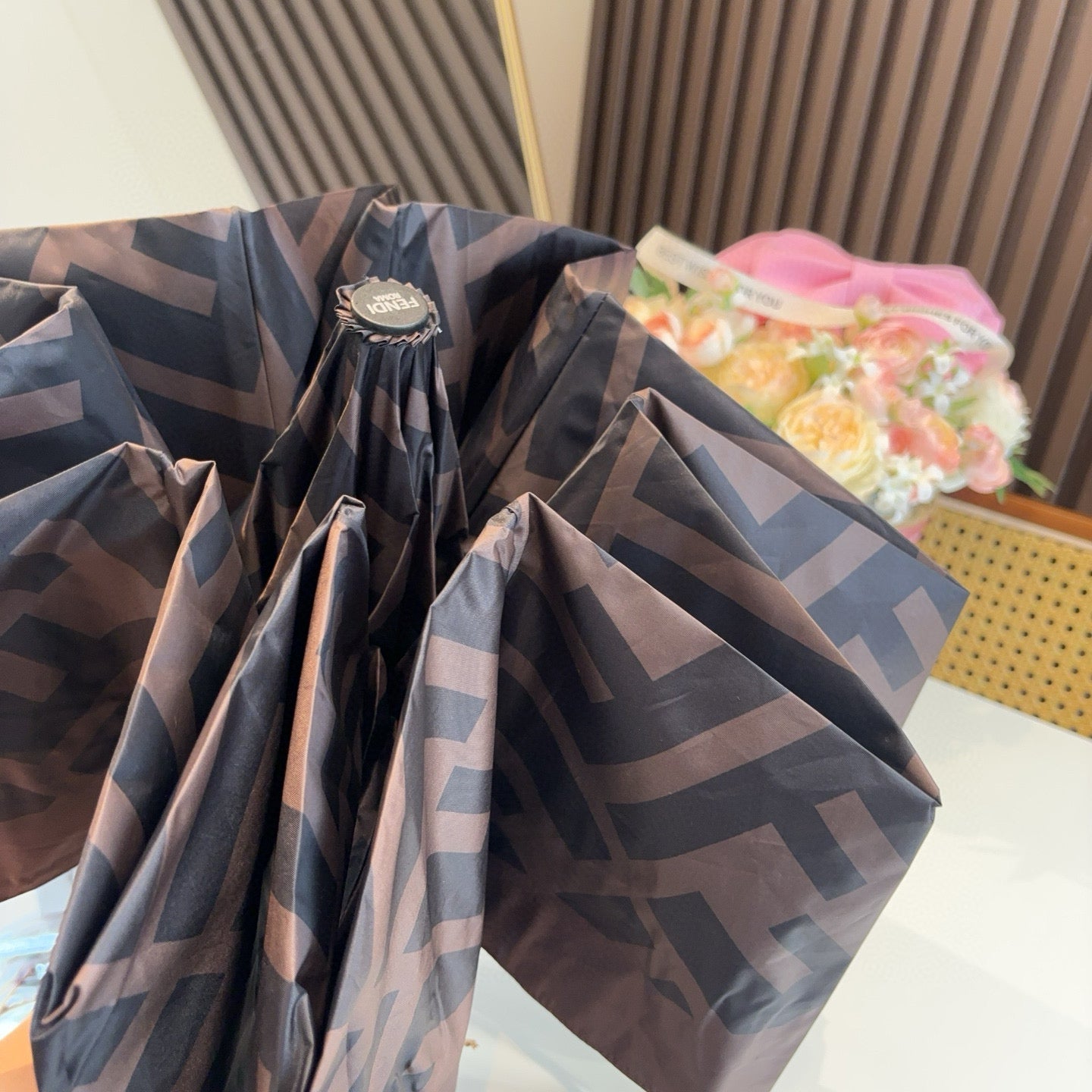 J1R85F121 Popular UV resistant umbrella