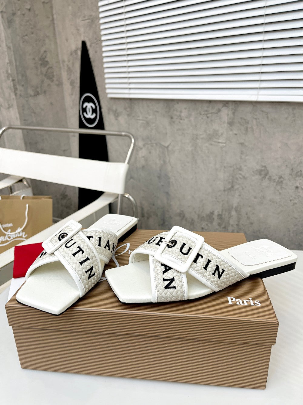 Z2ZA43 Popular leather Slippers