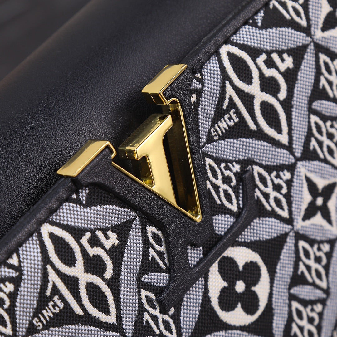 B1X54E441 Popular  leather bag