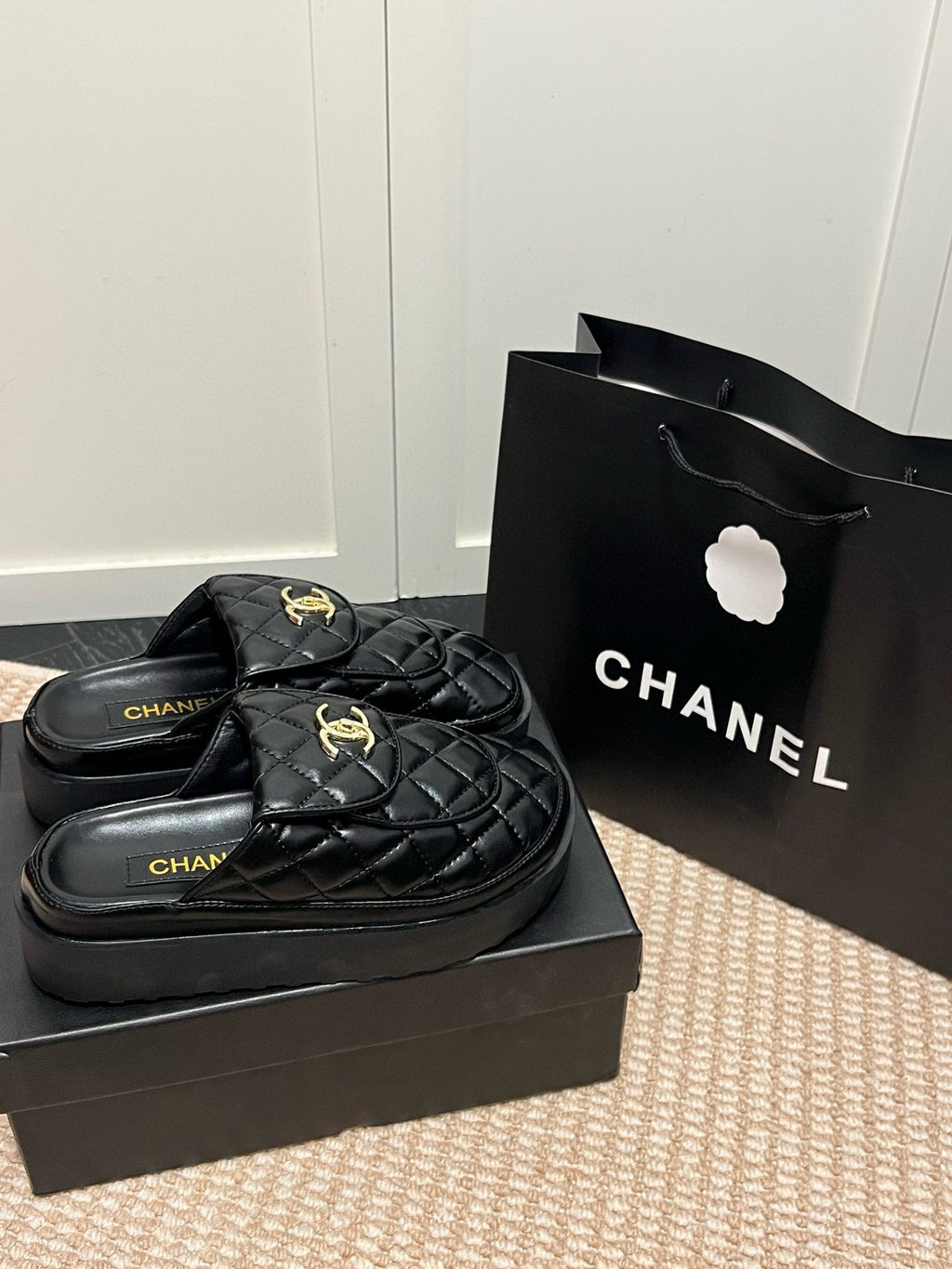 Z1P54C154 Popular Slippers