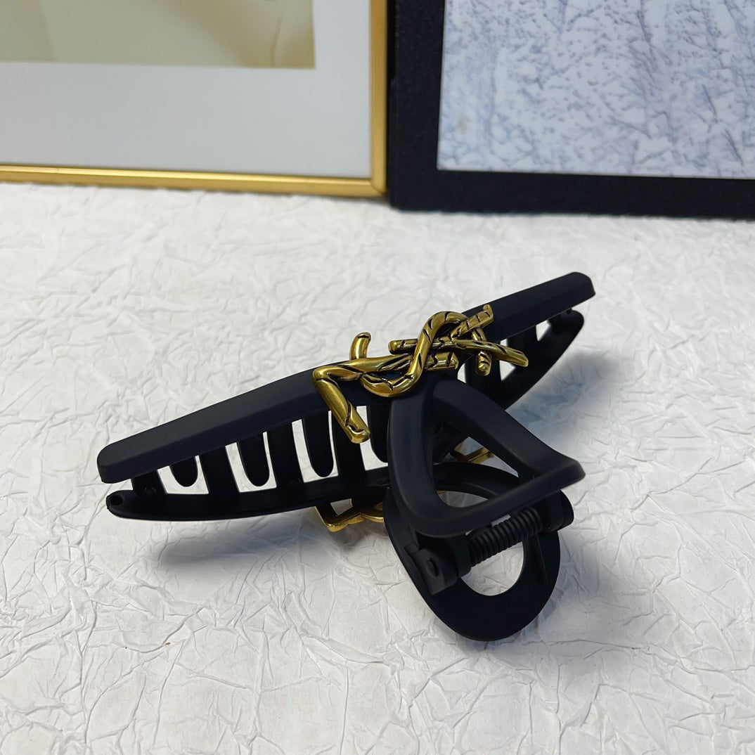 F1R65SL79  Popular hair ornament