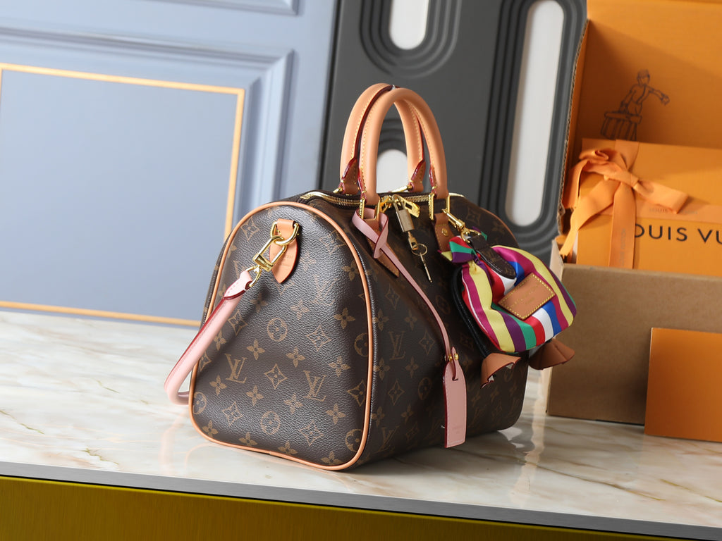 B1P36E23 Popular leather bag