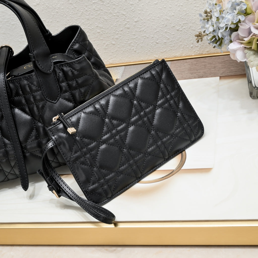 B1N66D2 Popular leather bag
