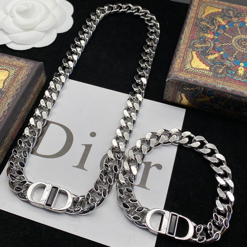 X1D82D224X  Popular Necklaces Bracelets