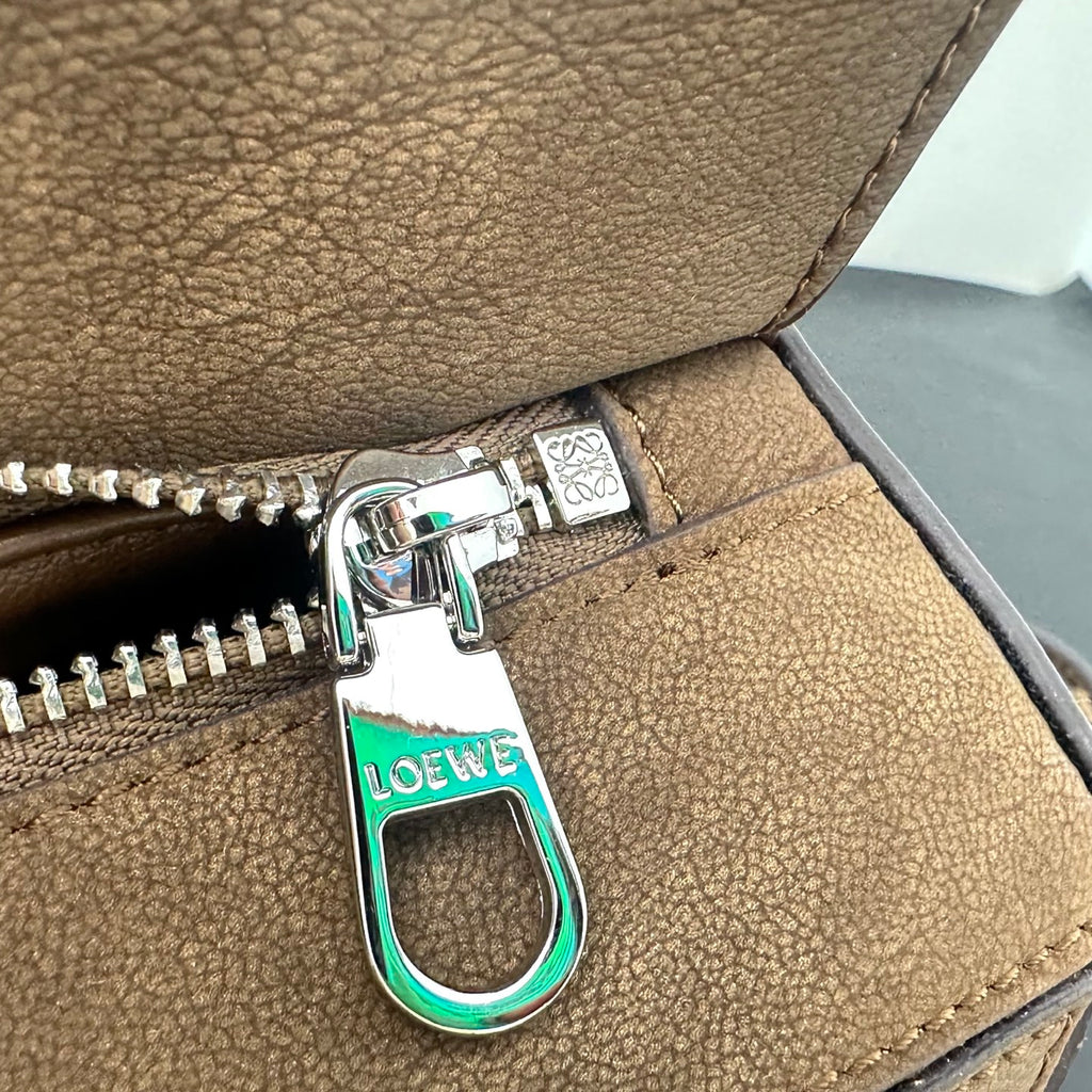 B1R46A10 Popular leather bag