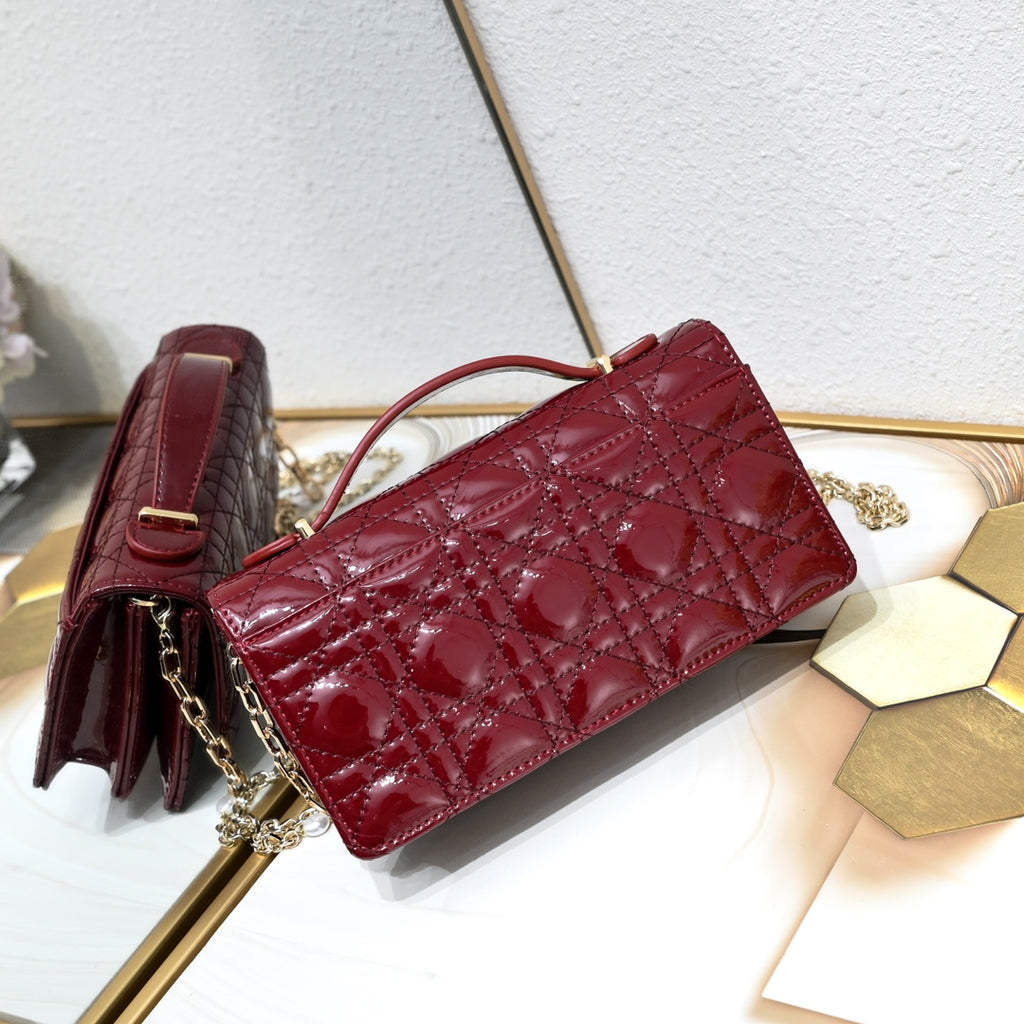 B12X44D360 Popular  leather bag 