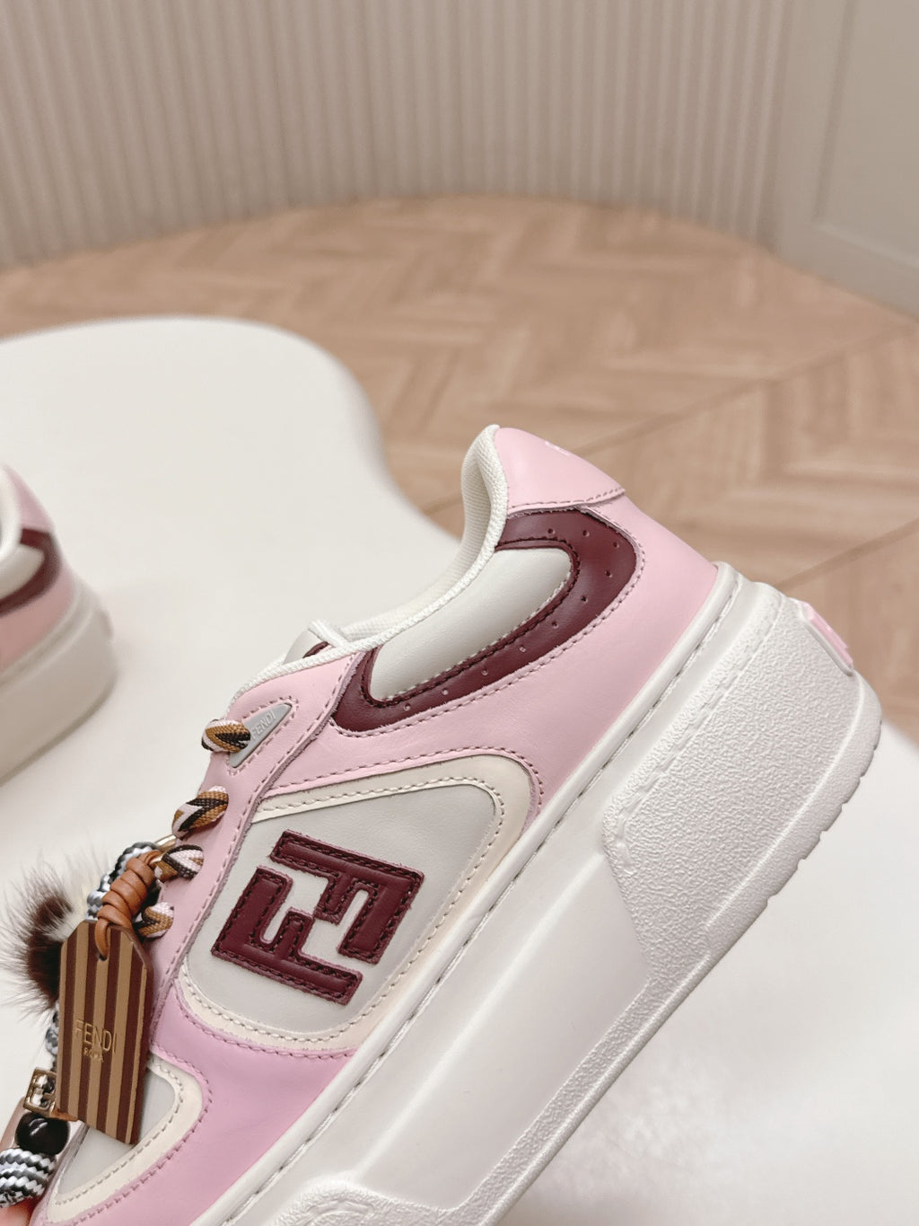 Z2Q105F417 Popular high-quality Shoes