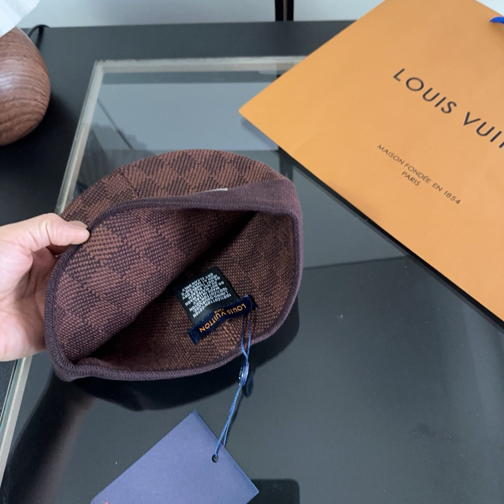 M1R86E18 Popular hats
