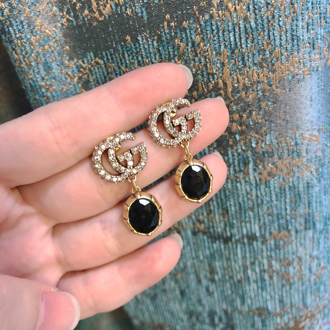 X1Z94B1037E Popular Earrings