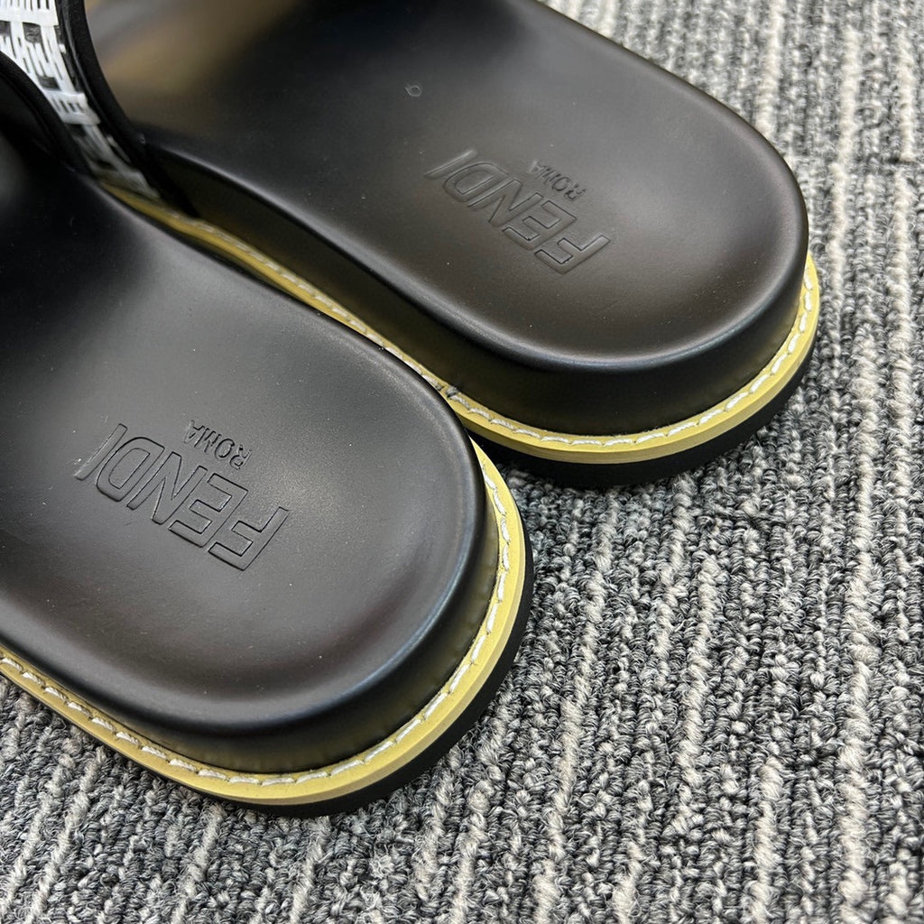Z5XF104 Popular Slippers