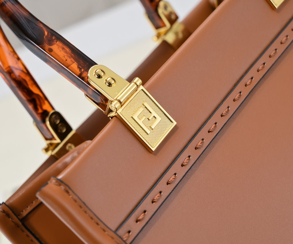 B1P36F101 Popular leather bag