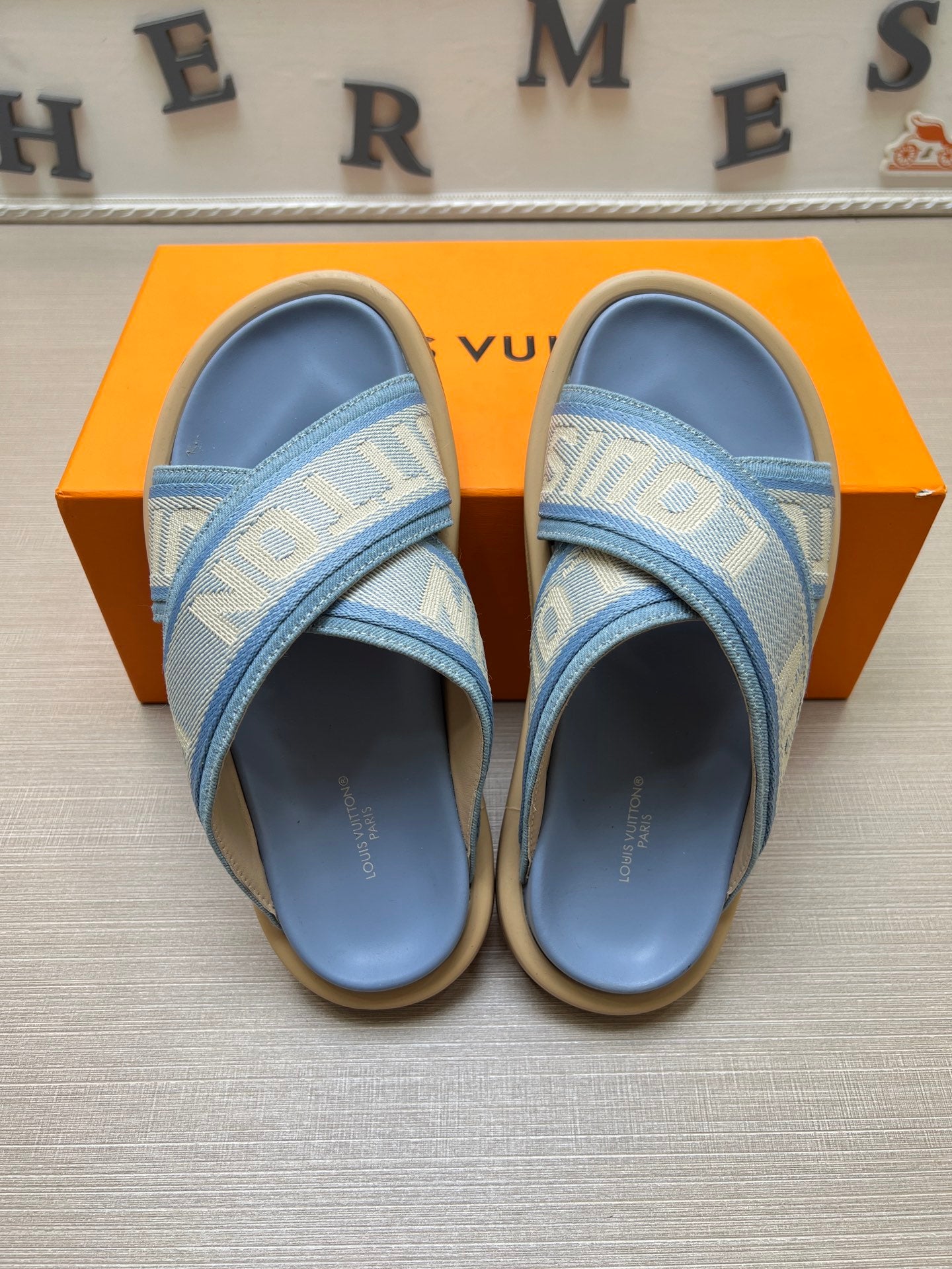 Z5Z35E272 Popular Slippers