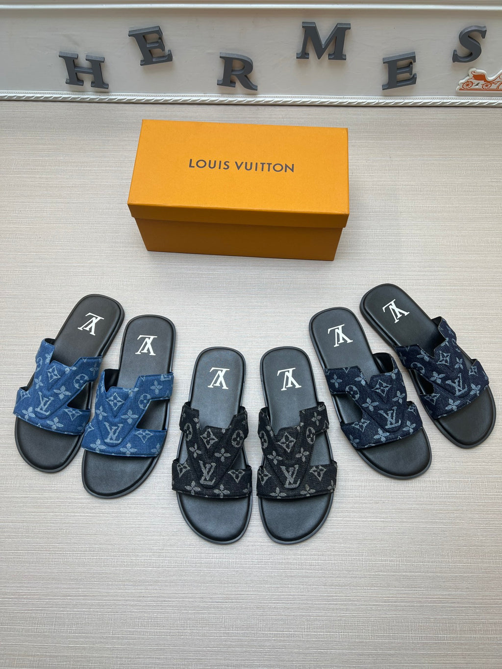 Z5ZE29 Popular slippers