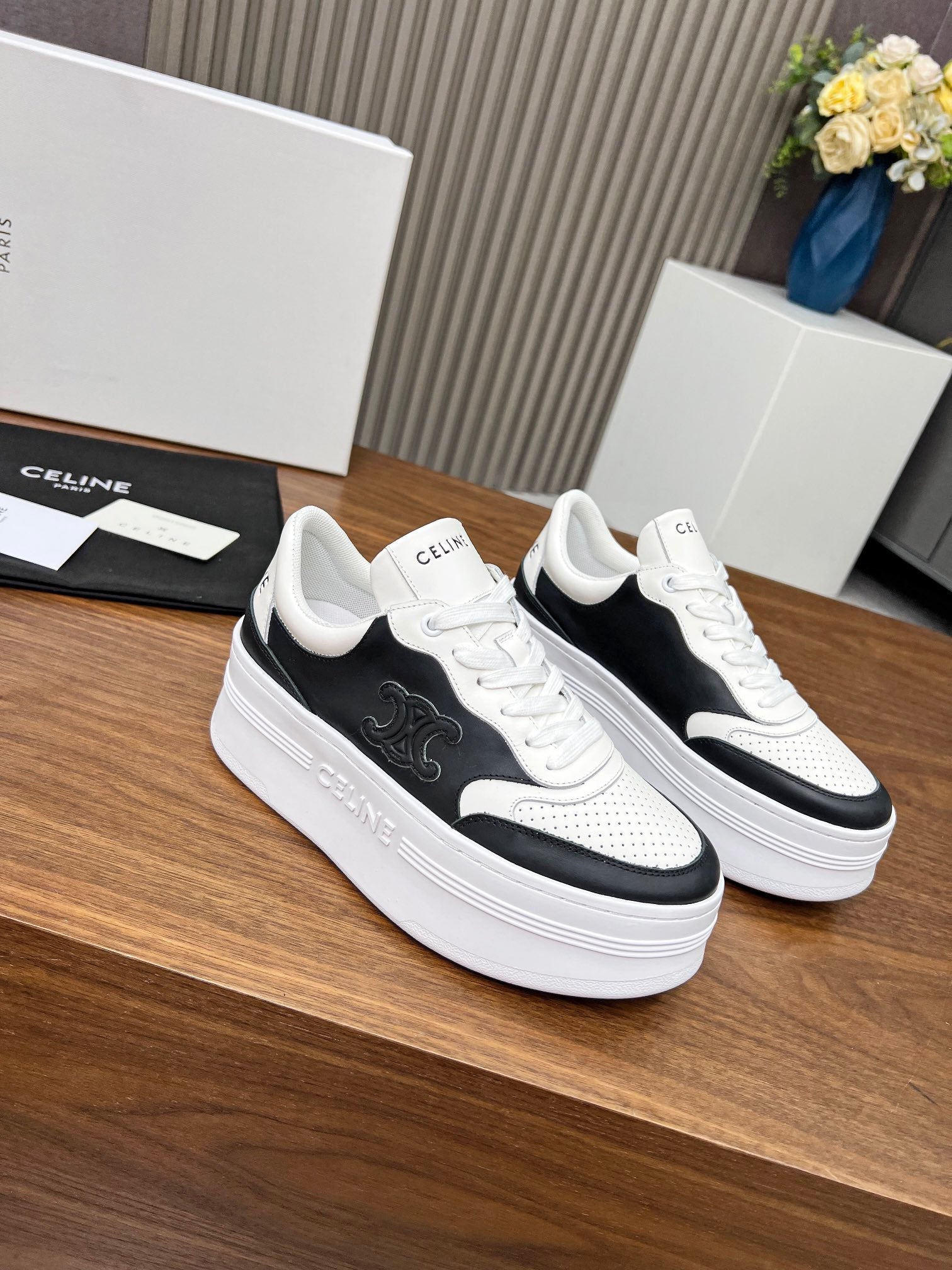 Z2Z85N52  Popular leather Shoes