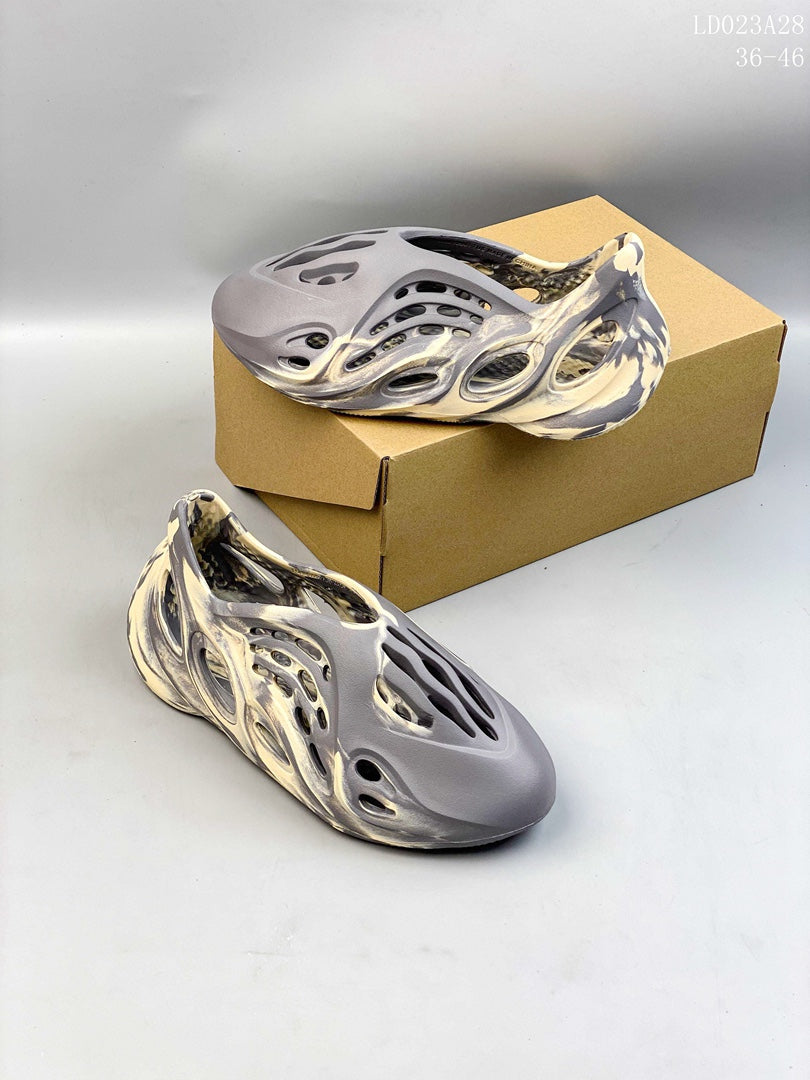 Z4A85  Popular shoes