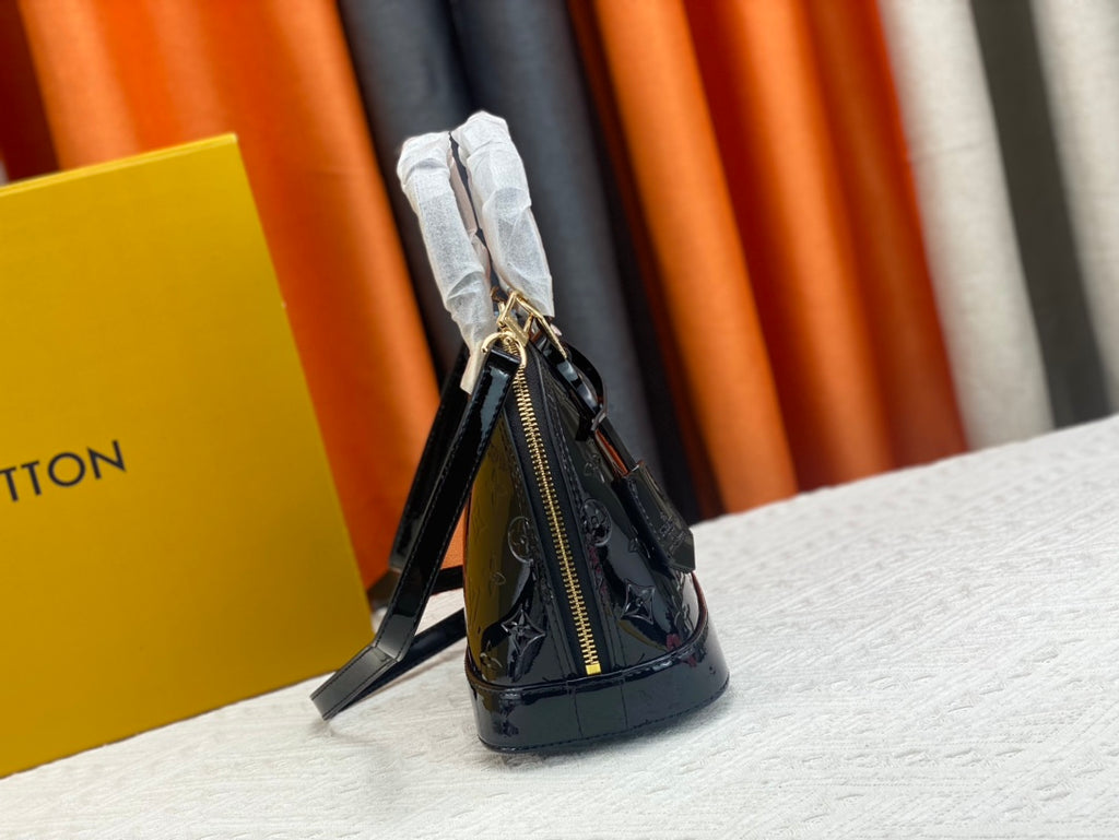 B1N165E97 Popular  leather bag