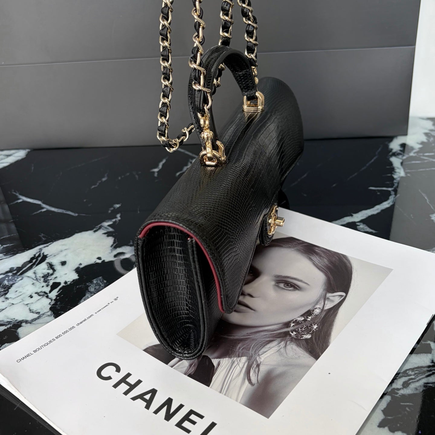 B1R76C30 Popular leather bag