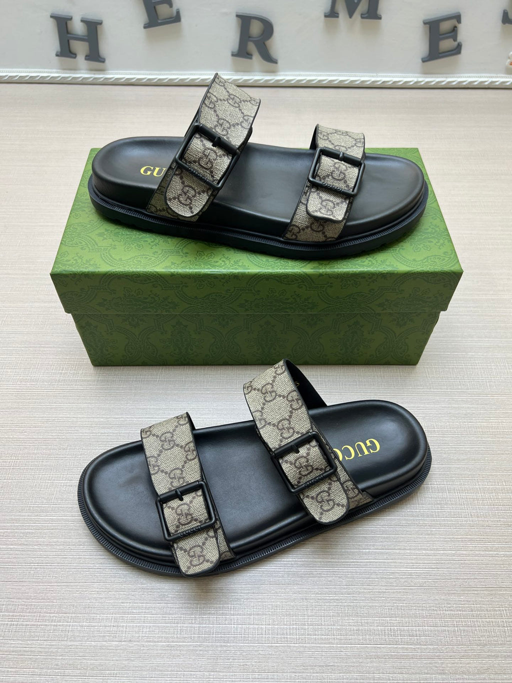 Z5ZB90 Popular slippers