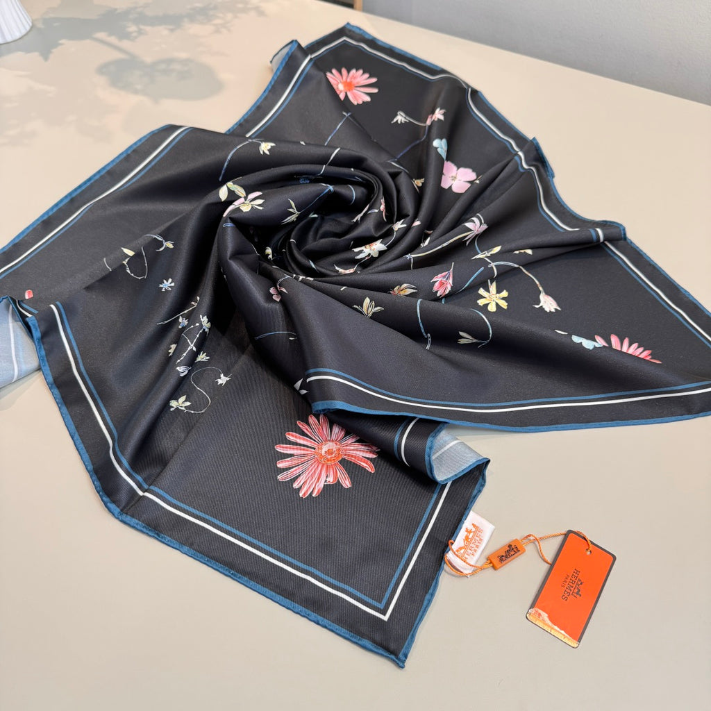 W1N46H19 Popular Silk Scarve