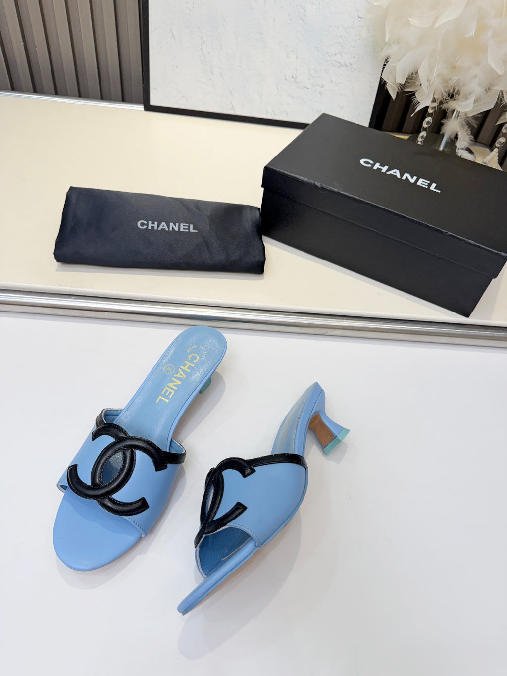 ZPX76C5  Popular high-quality leather slippers