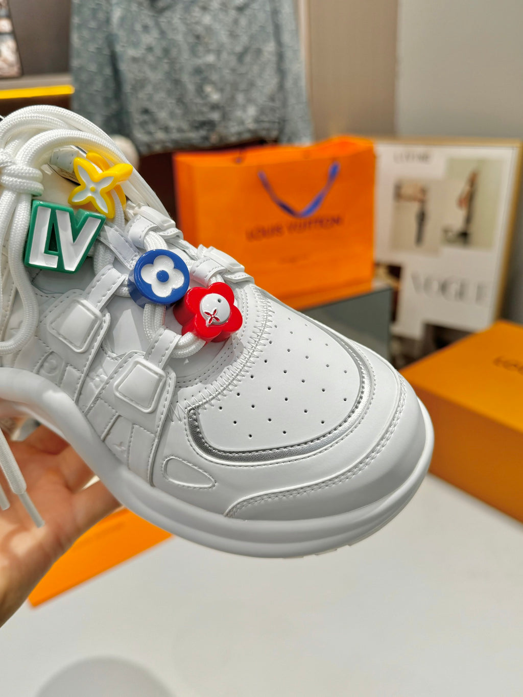Z2Q105E436  Popular high-quality Shoes