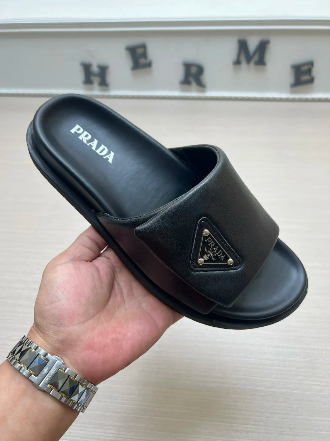Z5ZPD5 Popular slippers