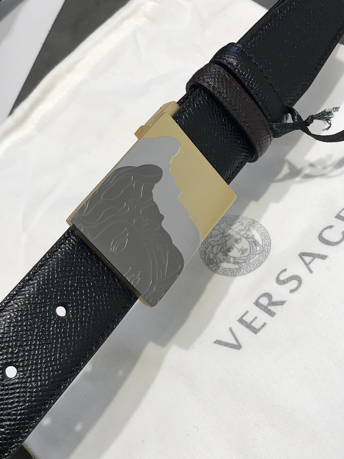 P1Q64V84 Popular  High quality belt With full package