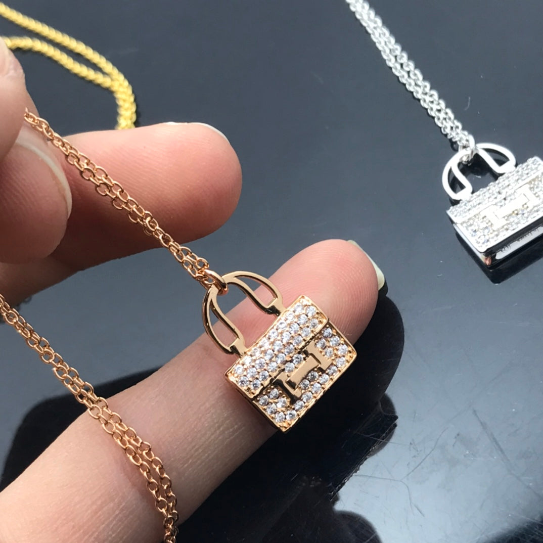 X1Q85H319X Popular Necklaces